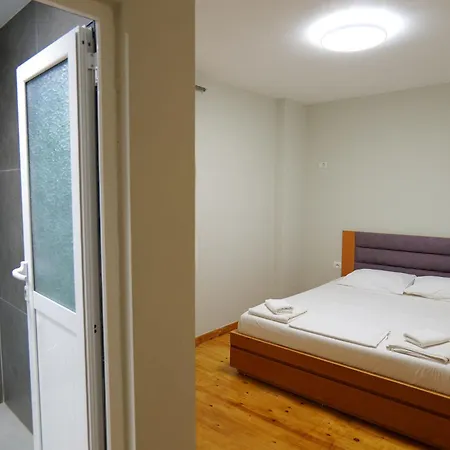 Jali Hotel 3*