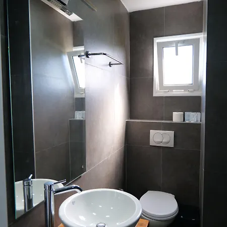 Jali Hotel