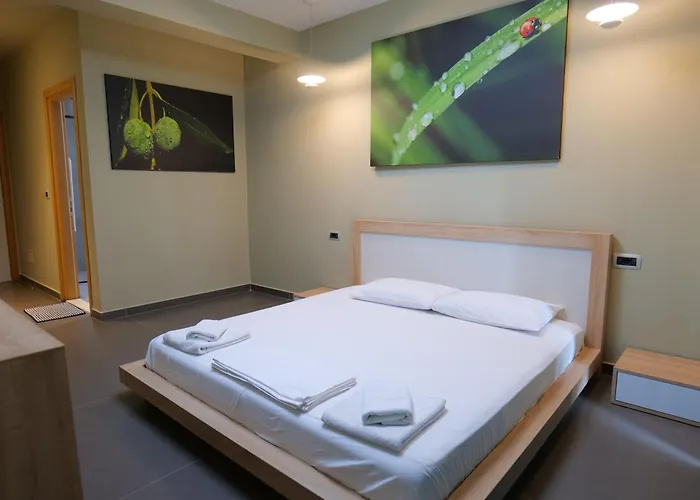 Jali Hotell 3*